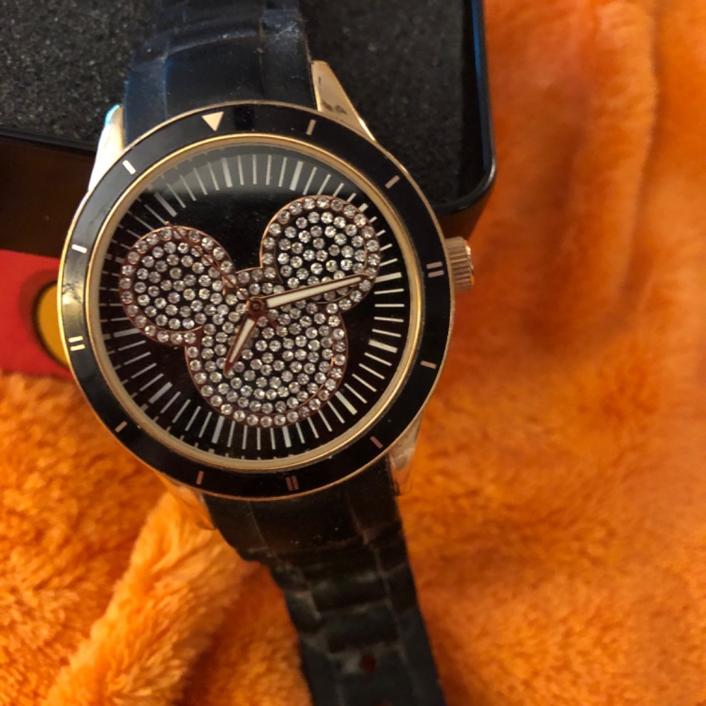 Watch - Picture 3 of 4